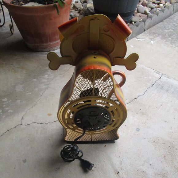 Solid Metal Dog Cool Decor Electric Fan - Picture 3 of 6